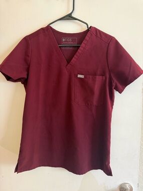 Figs Women’s Burgundy V-Neck Scrub Top